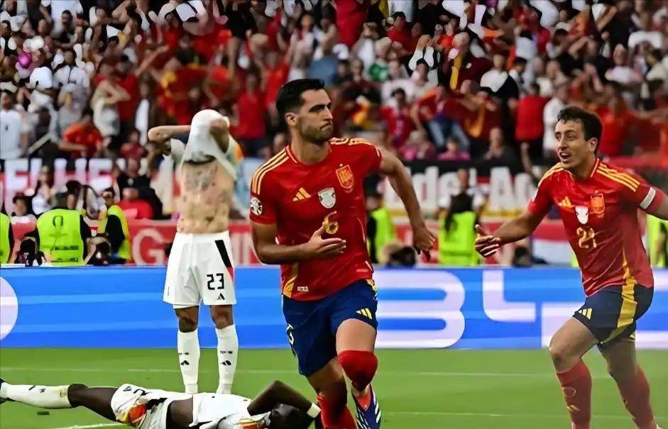 棋牌游戏-威尔士队逆转乌克兰队，生存希望(威尔士队员名单)